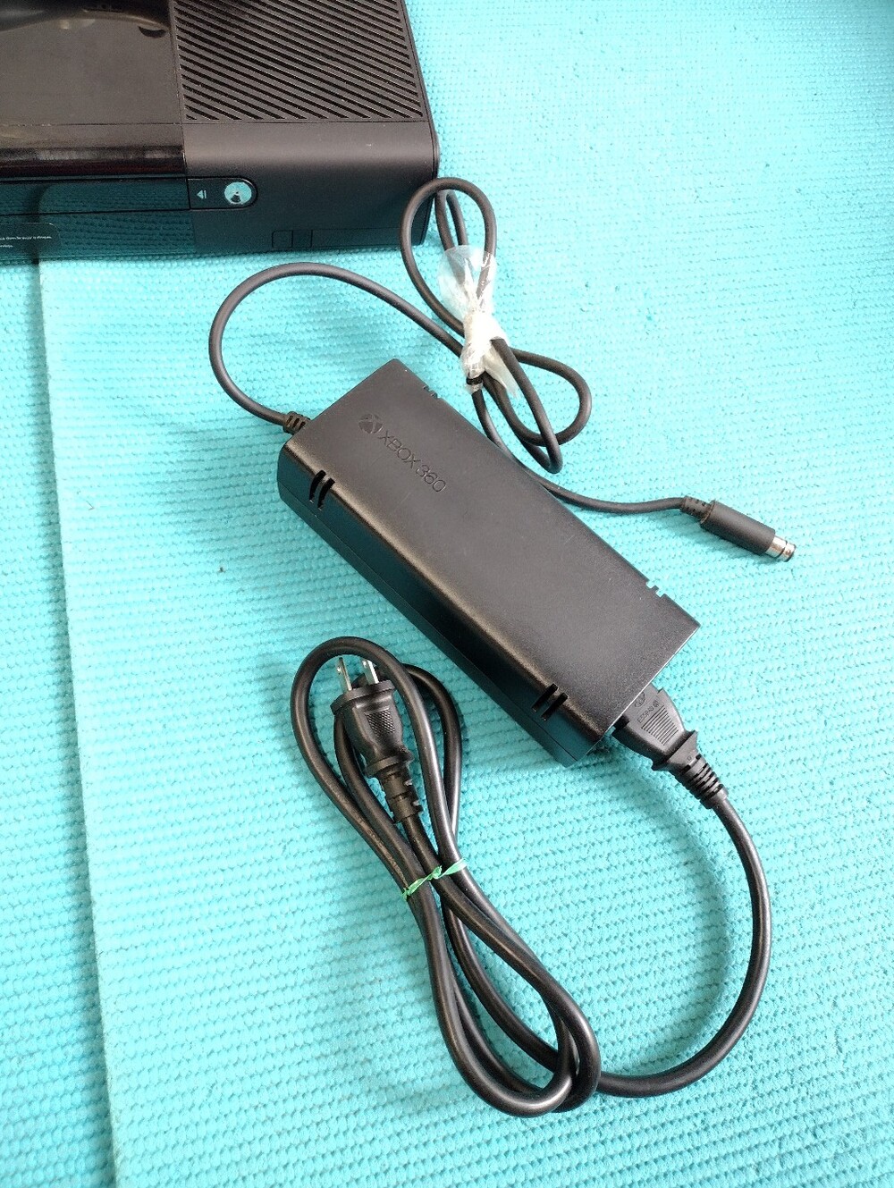 Microsoft XBOX 360 Console - Kinect Camera Sensor - Picture 5 of 11